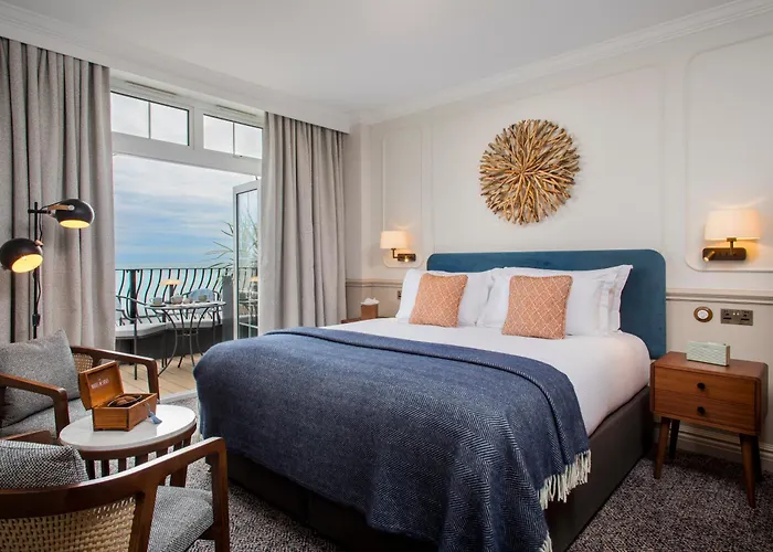 The White Horses By Everly Hotels Collection